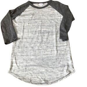 LuLaRoe Randy shirt Size small 3/4 sleeves, grey colors
